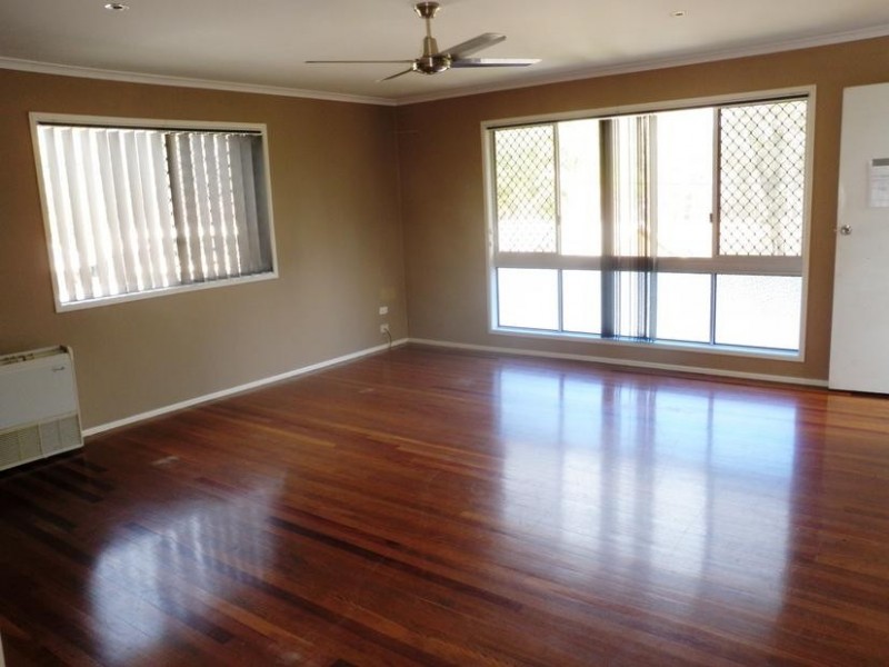 33 Melrose Drive, Flinders View QLD 4305