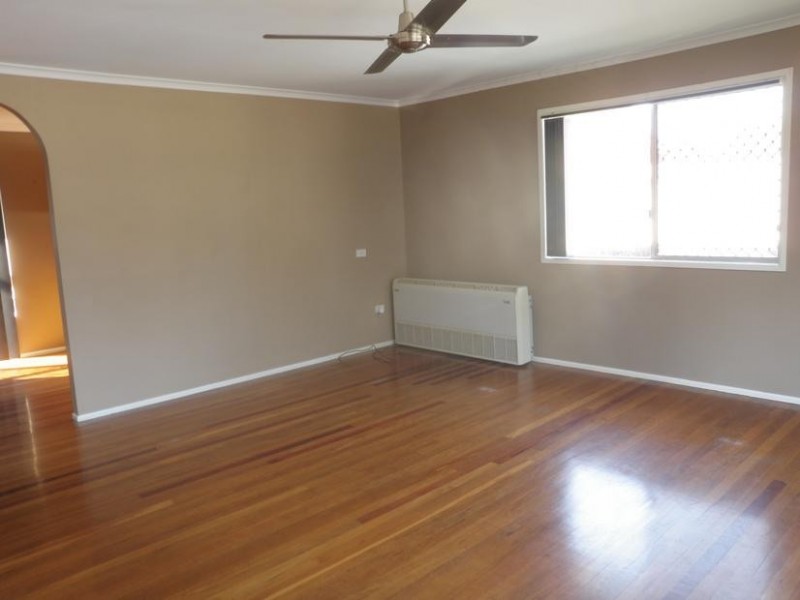 33 Melrose Drive, Flinders View QLD 4305