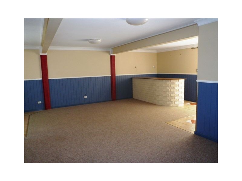 33 Melrose Drive, Flinders View QLD 4305