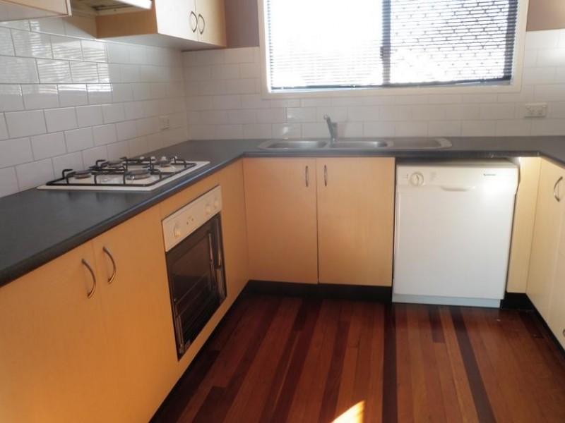 33 Melrose Drive, Flinders View QLD 4305