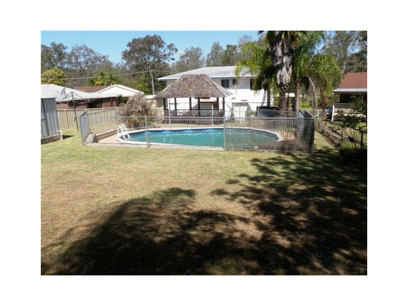 33 Melrose Drive, Flinders View QLD 4305