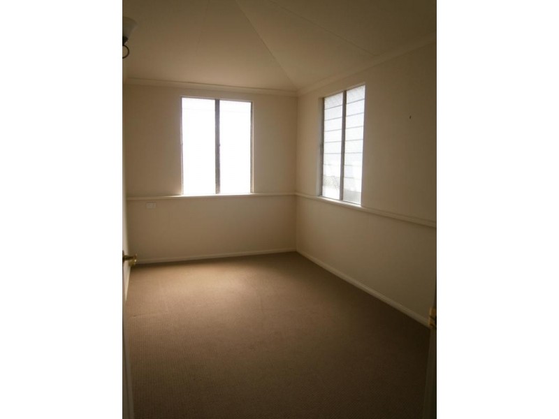 5 Turner Street, Ipswich QLD 4305