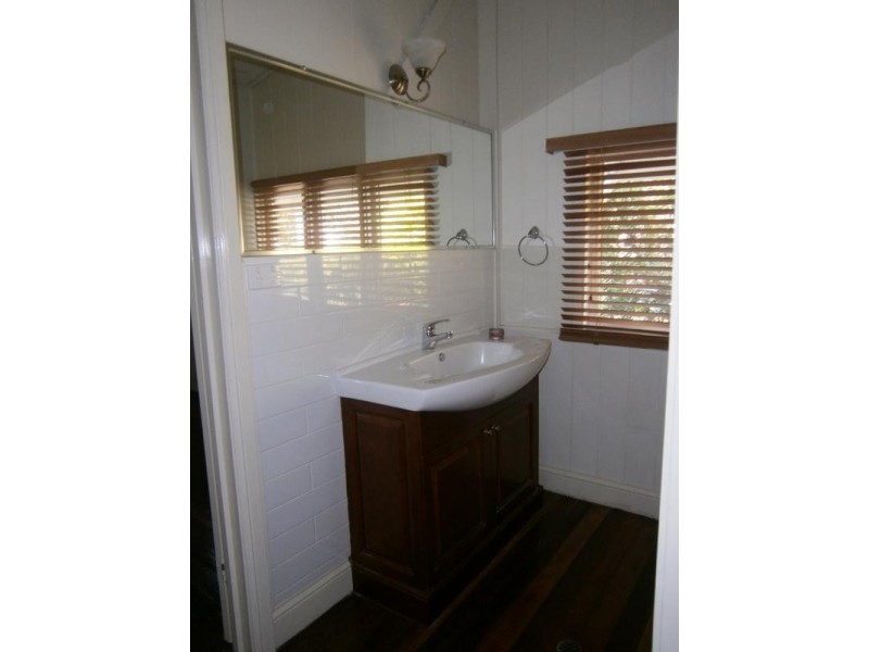 5 Turner Street, Ipswich QLD 4305