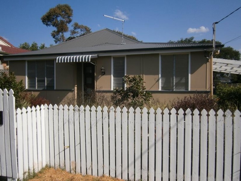 5 Turner Street, Ipswich QLD 4305