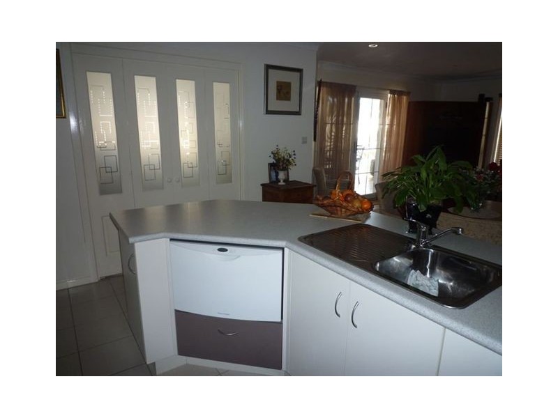 62/45 Sealy Street, Silkstone QLD 4304