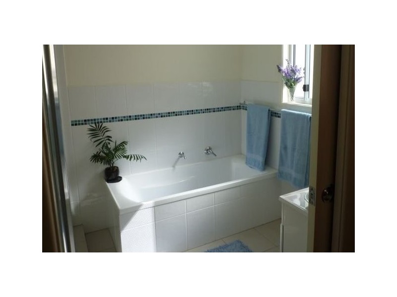 62/45 Sealy Street, Silkstone QLD 4304