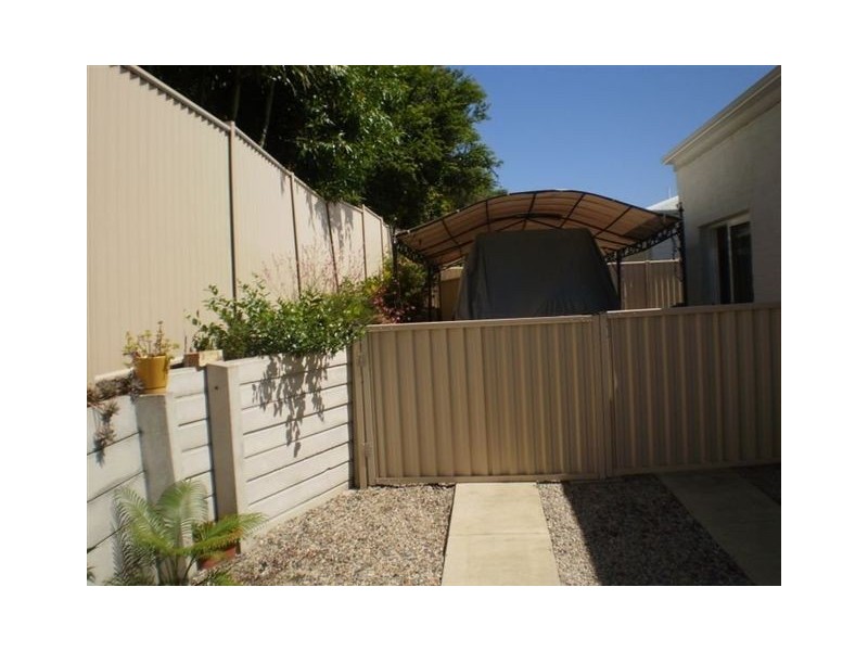 62/45 Sealy Street, Silkstone QLD 4304