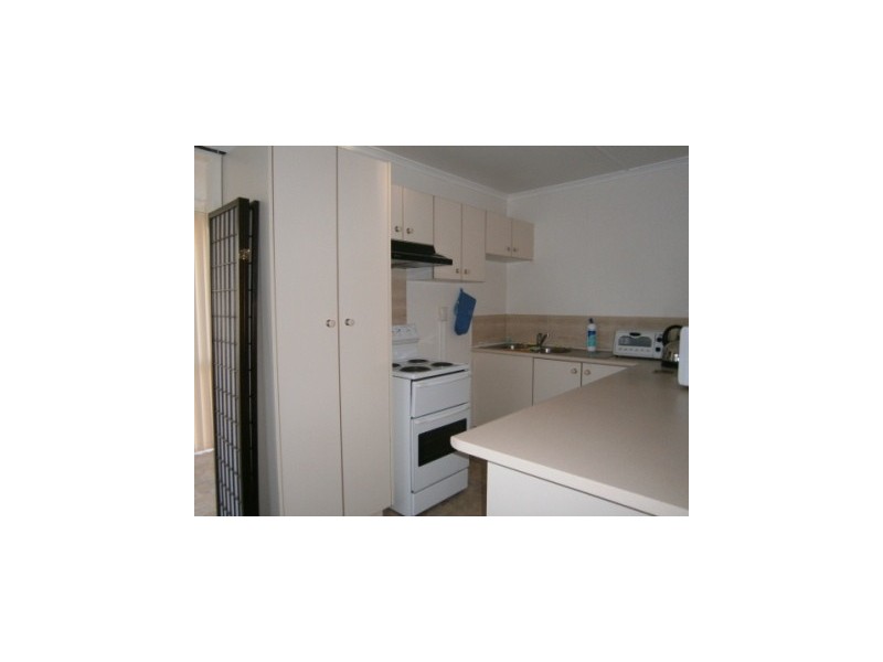 13 Jones Street, Blackstone QLD 4304