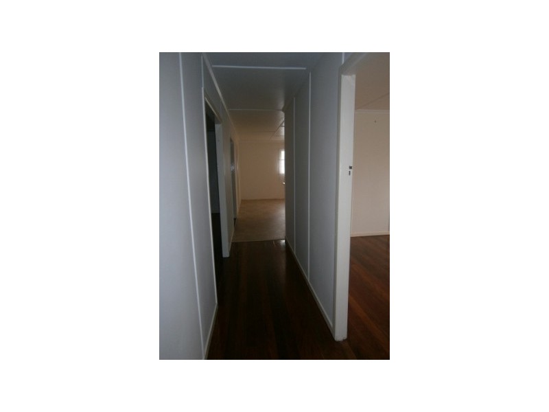 13 Jones Street, Blackstone QLD 4304