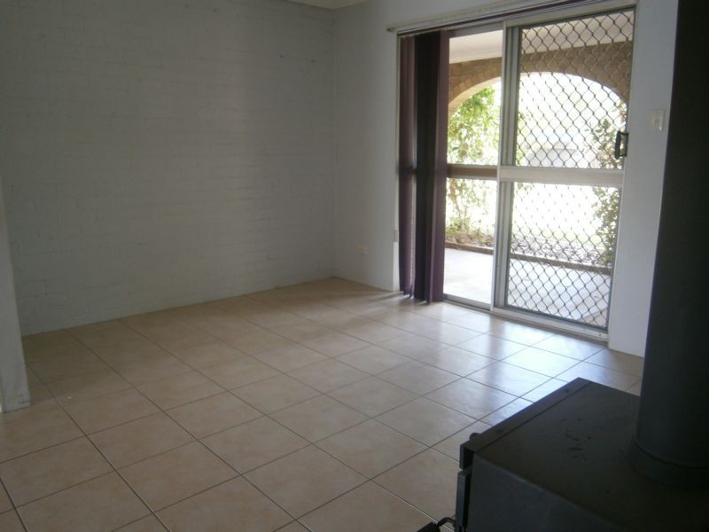 115 Mary Street, Blackstone QLD 4304