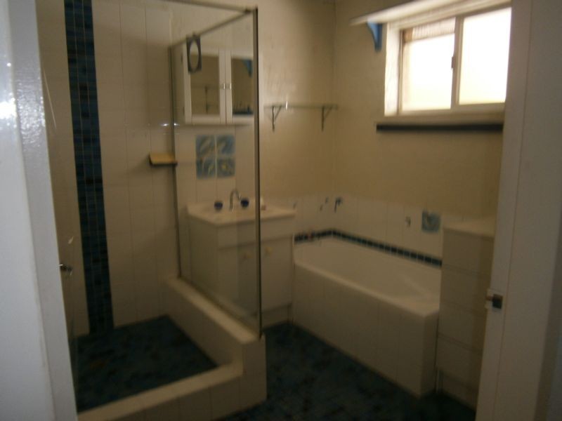 115 Mary Street, Blackstone QLD 4304