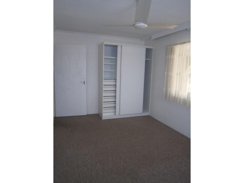 115 Mary Street, Blackstone QLD 4304