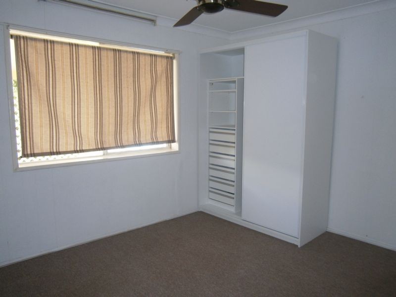 115 Mary Street, Blackstone QLD 4304