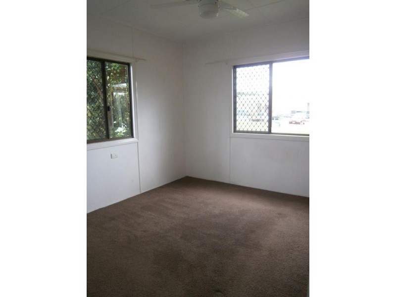 26 Cole Street, Booval QLD 4304