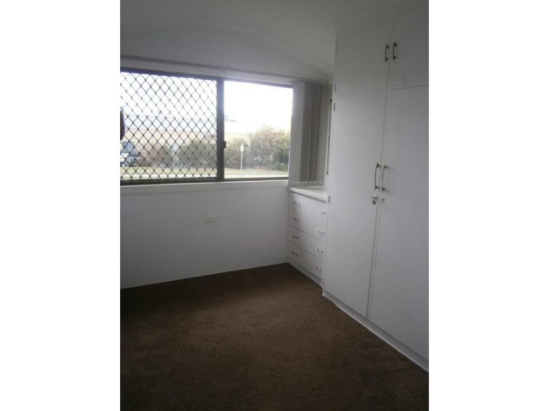 26 Cole Street, Booval QLD 4304