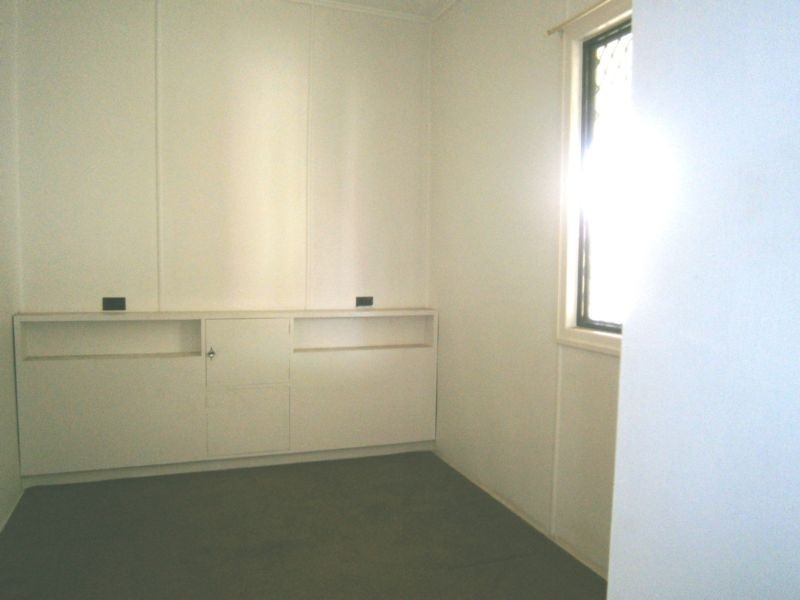 26 Cole Street, Booval QLD 4304