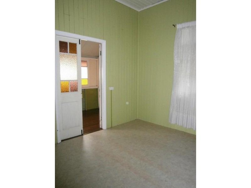 5 Merton Street, East Ipswich QLD 4305