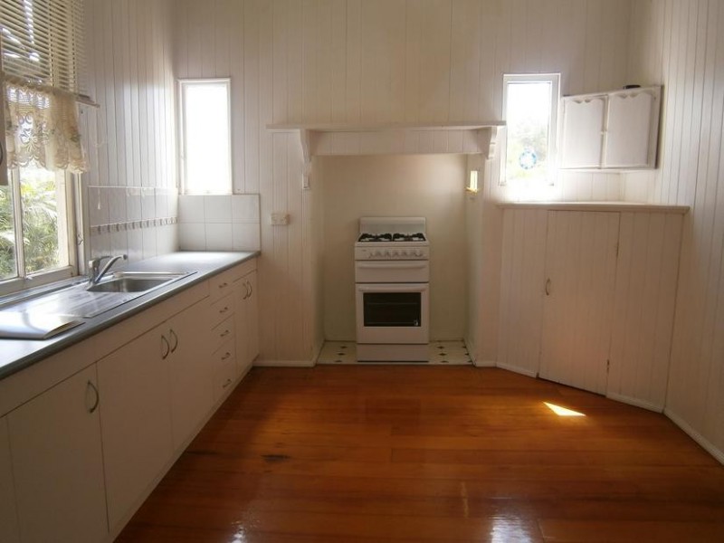 5 Merton Street, East Ipswich QLD 4305