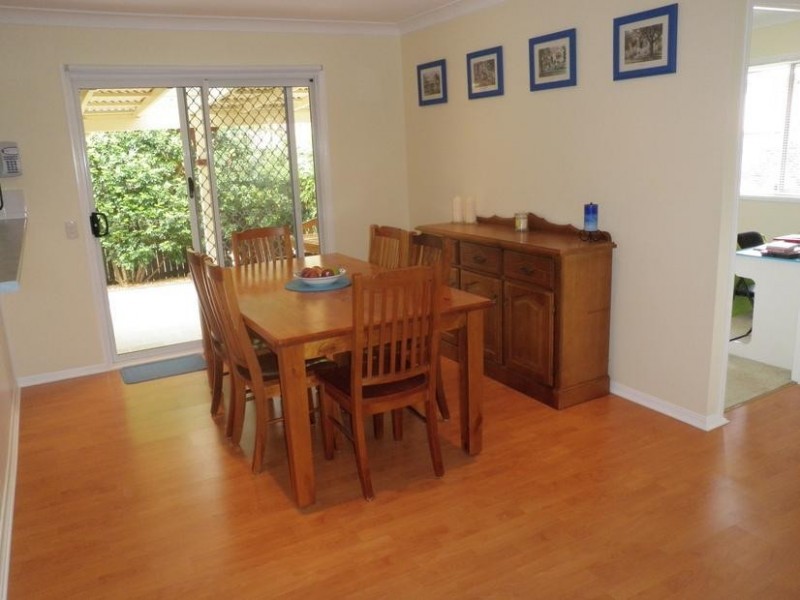 4 Lisa Court, Raceview QLD 4305