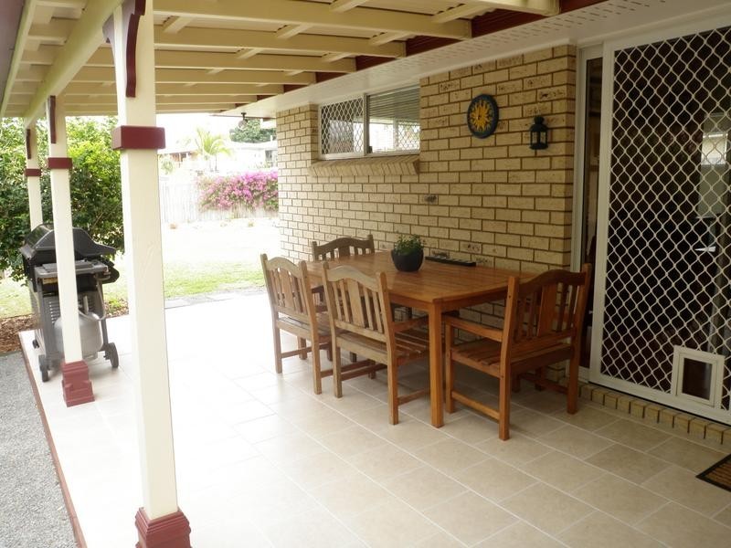 4 Lisa Court, Raceview QLD 4305