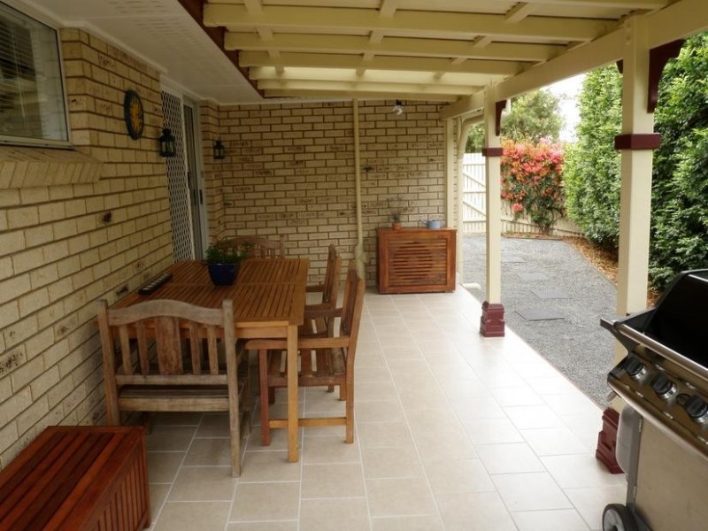 4 Lisa Court, Raceview QLD 4305