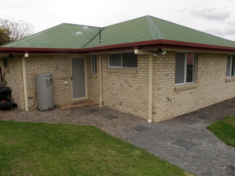 4 Lisa Court, Raceview QLD 4305