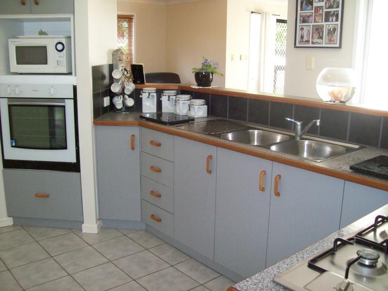 10 Elizabeth Street, Bundamba QLD 4304