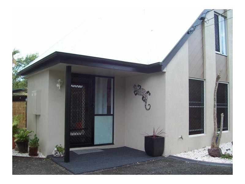 10 Elizabeth Street, Bundamba QLD 4304