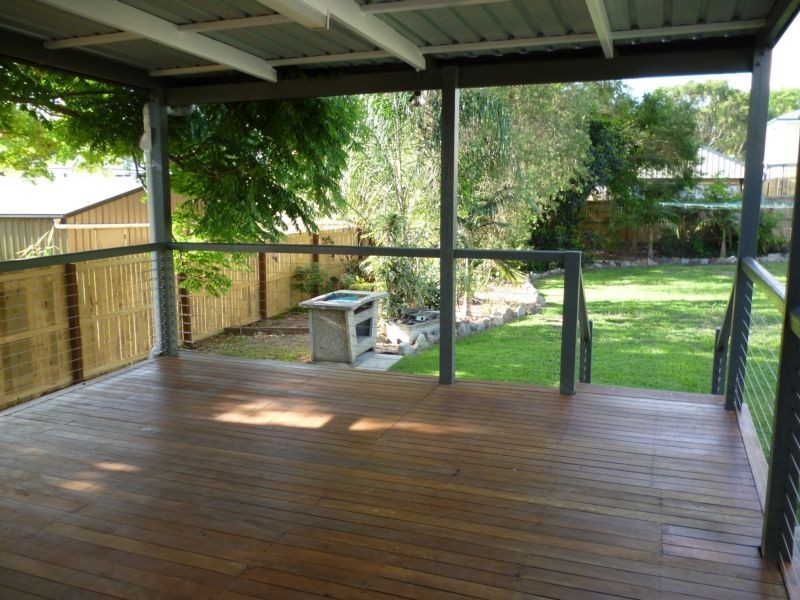 12 Taylor Street, Eastern Heights QLD 4305
