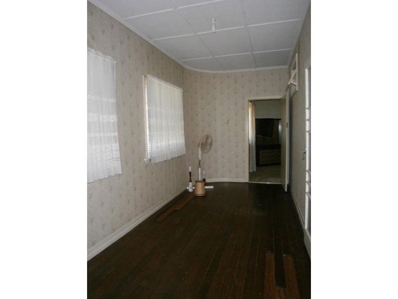 44 Nimmo Street, North Booval QLD 4304