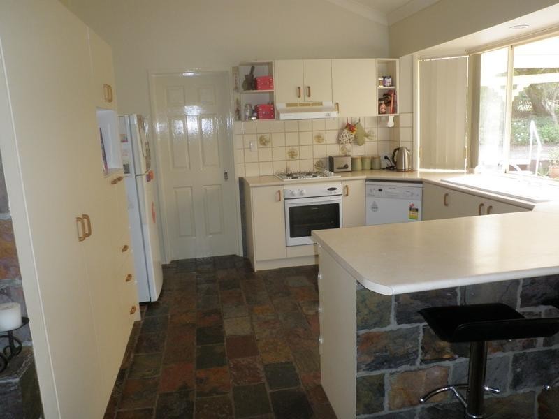86 Burns Street, Fernvale QLD 4306