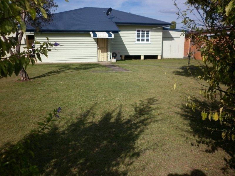 13 Doorey Street, One Mile QLD 4305