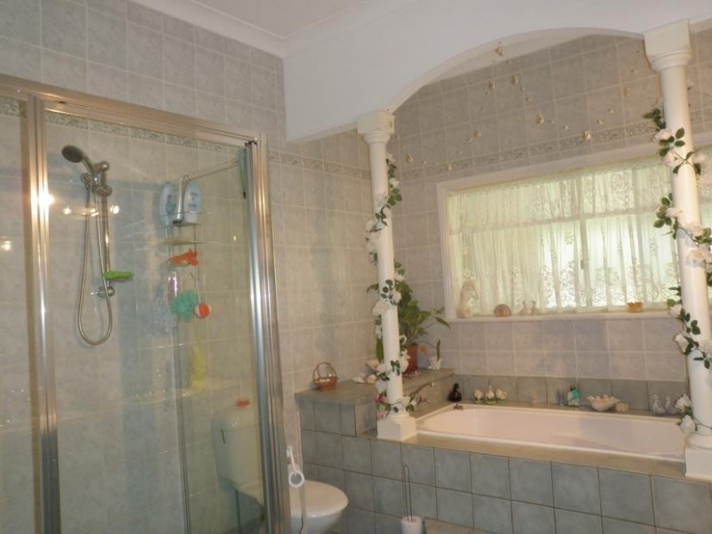 48 Steinhardt Street, Lowood QLD 4311