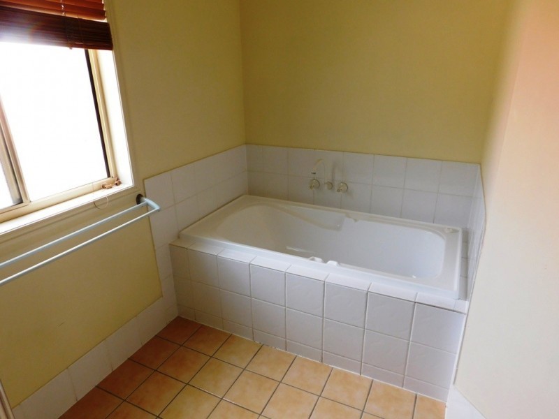 15 Katrina Way, Raceview QLD 4305