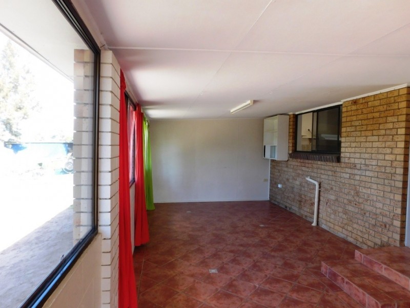 10 Powells Road, Yamanto QLD 4305