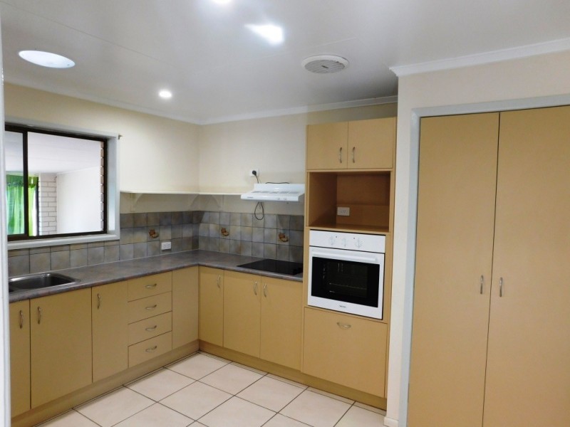 10 Powells Road, Yamanto QLD 4305