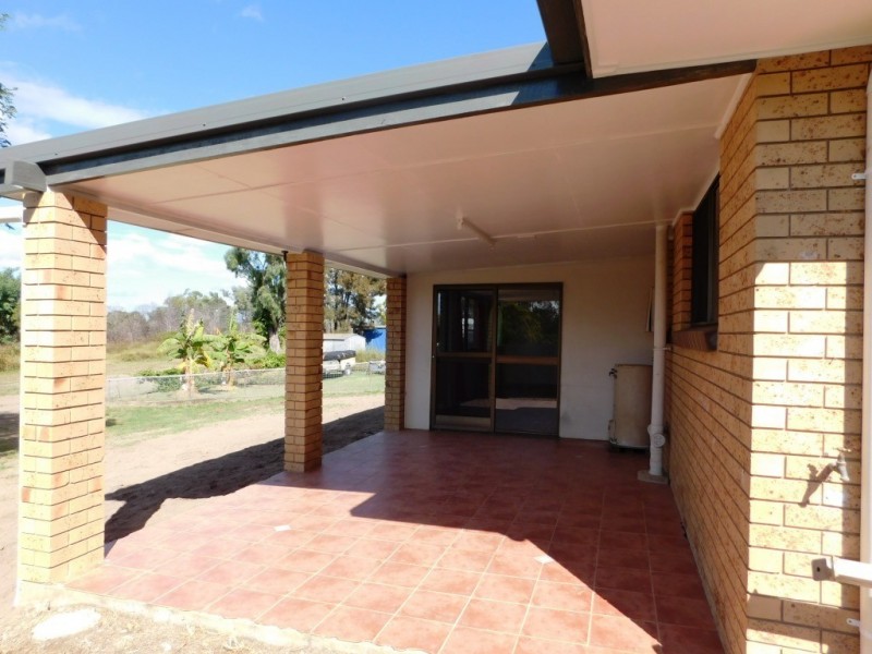 10 Powells Road, Yamanto QLD 4305