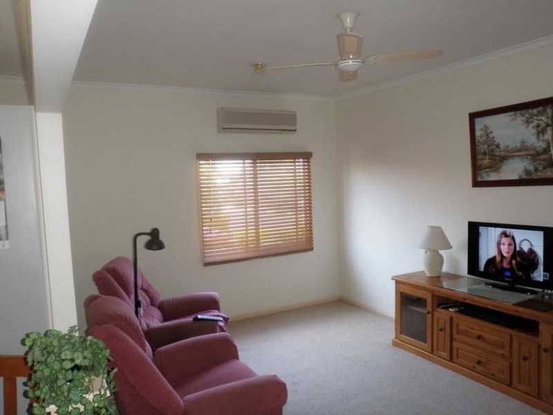 70 Holdsworth Road, North Ipswich QLD 4305