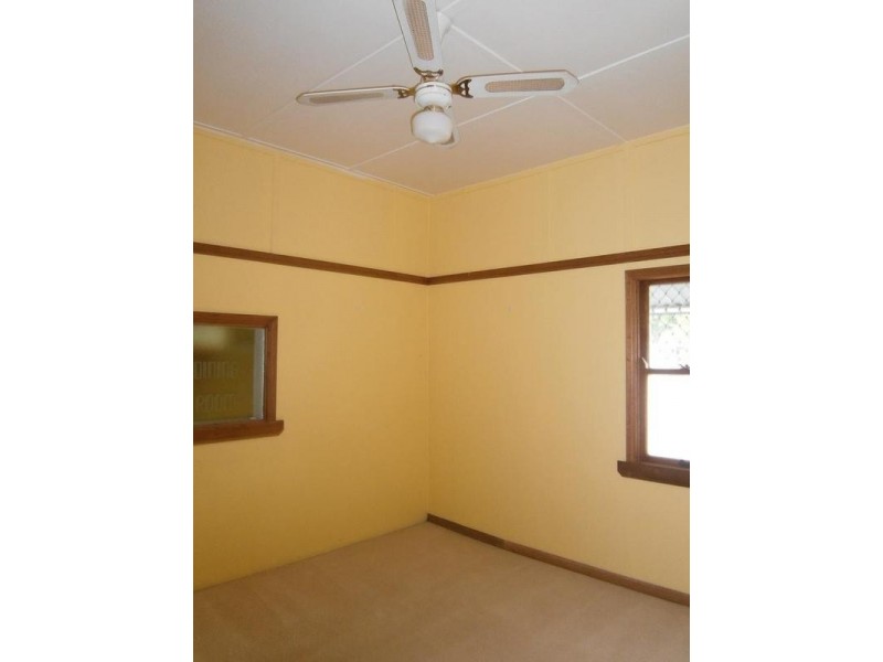 31 Cafferky Street, One Mile QLD 4305