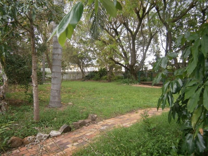 31 Cafferky Street, One Mile QLD 4305