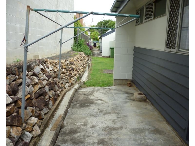 4/12 Pring Street, Ipswich QLD 4305