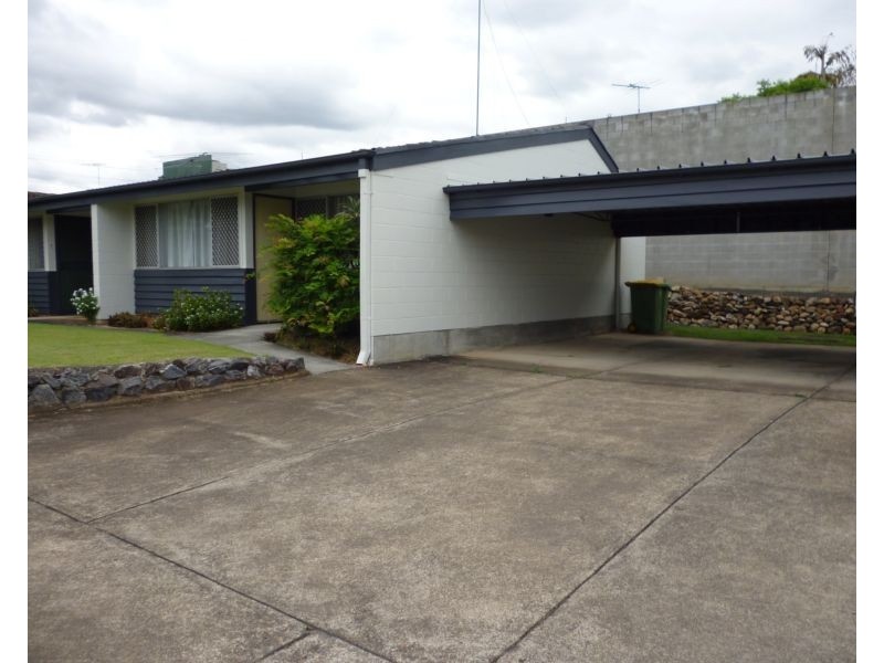 4/12 Pring Street, Ipswich QLD 4305