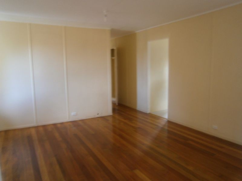 3 Jessica Street, Riverview QLD 4303