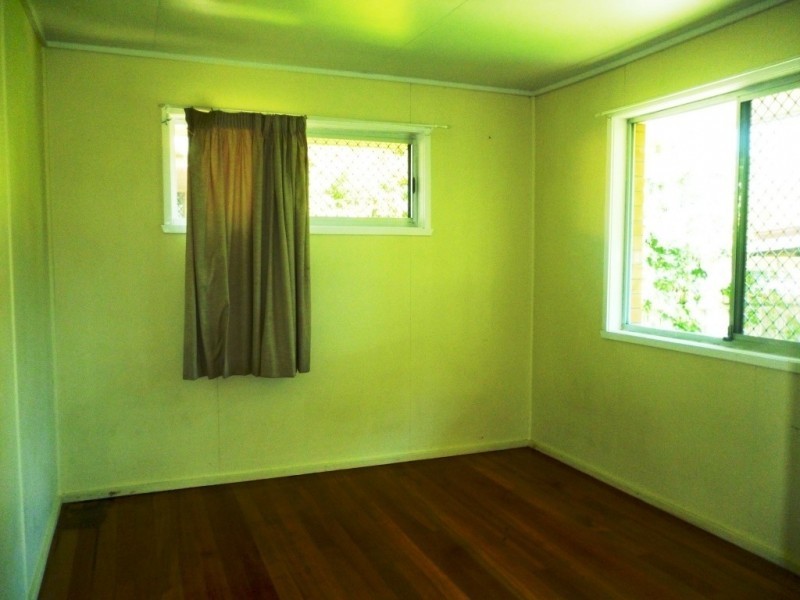 3 Jessica Street, Riverview QLD 4303