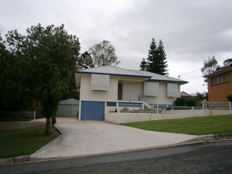 17 Tuggerah Street, North Booval QLD 4304