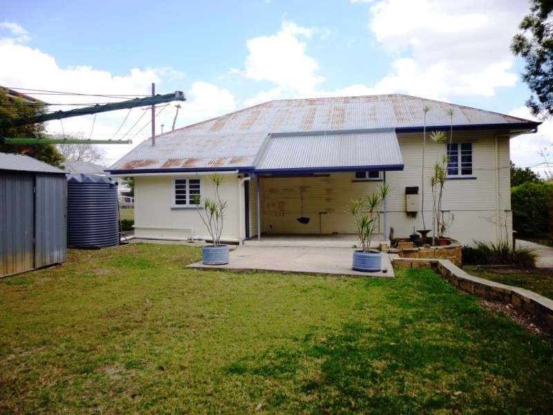 17 Tuggerah Street, North Booval QLD 4304