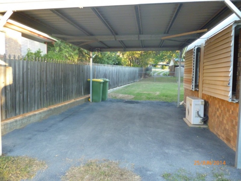 3 Sheehan Lane, Churchill QLD 4305