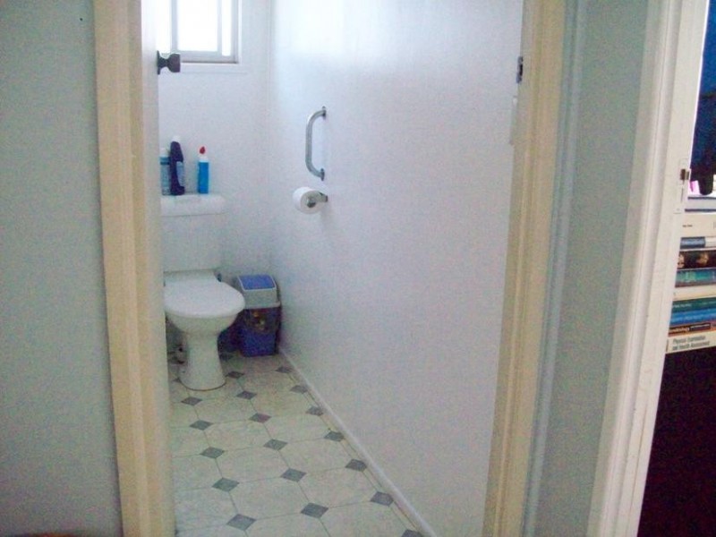 40 Logan Street, North Booval QLD 4304