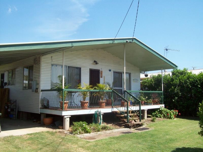 40 Logan Street, North Booval QLD 4304