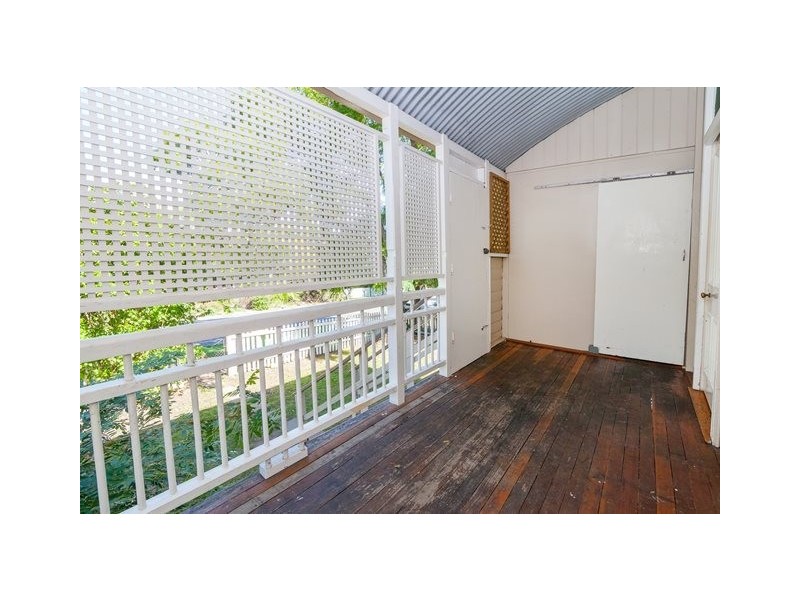 22 Glossop Street, Brassall QLD 4305